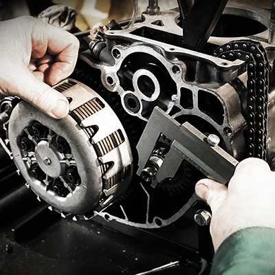 atelier, motos, anciennes, maine et loire, triumph, ktm